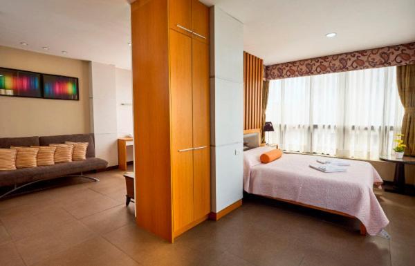 Fuente Oro Business Suites Cebu Powered By Cocotel Exterior foto