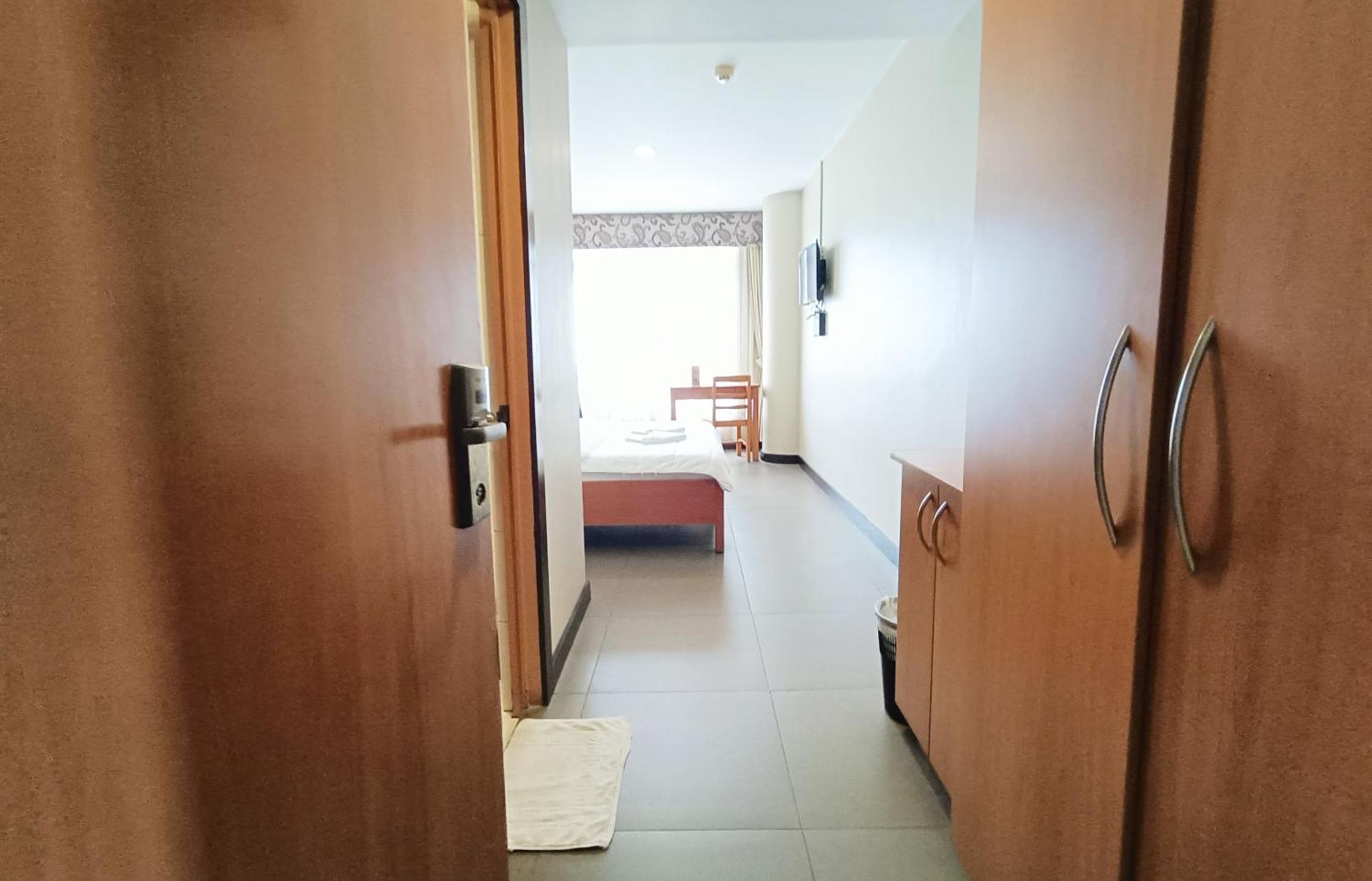 Fuente Oro Business Suites Cebu Powered By Cocotel Exterior foto